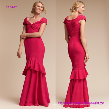 New Arrival Flattering Cap Sleeves and Pleated Sweetheart Bodice Sleek Evening Dress with Featuring a Front Twist Detail